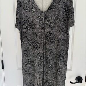 J.Jill Wearever Sz M Black & White Floral Paisley Front Pleat Dress - EUC